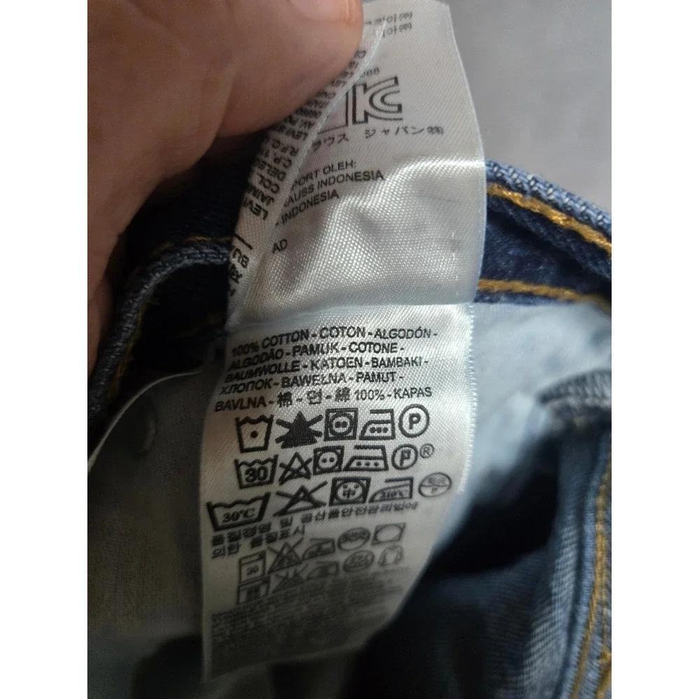 Levis 505 Regular Fit Jeans Mens 38x30 Dark Wash Blue Denim Distressed Straight